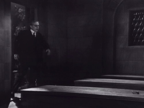 211 dark shadows caretaker mausoleum