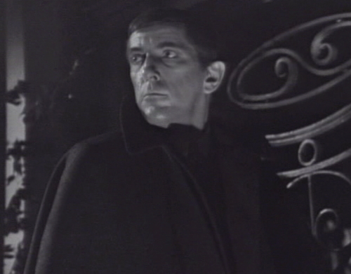218 dark shadows pausing barnabas