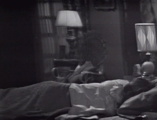 224 dark shadows fun gap stand-in