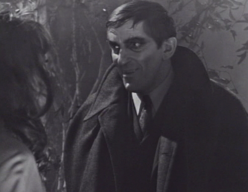 230 dark shadows fangs barnabas