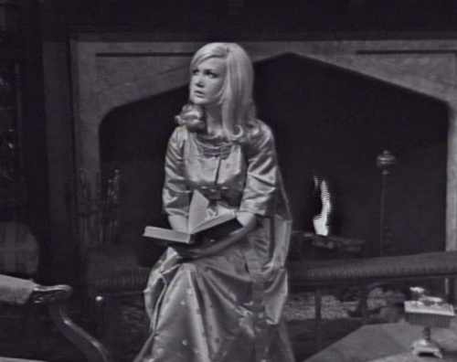 233 dark shadows carolyn