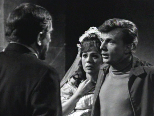 251 dark shadows willie maggie barnabas