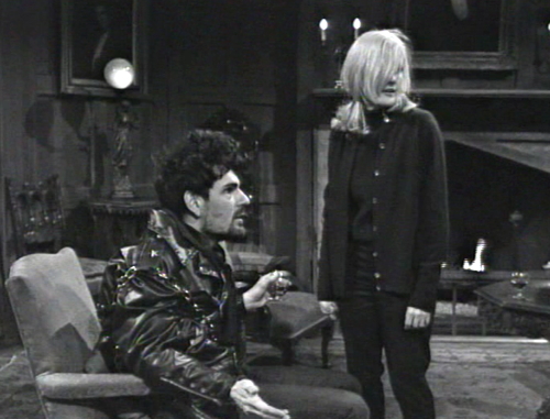 252 dark shadows buzz date night