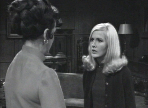 252 dark shadows carolyn do with your life