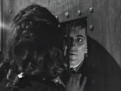 253 dark shadows cell barnabas