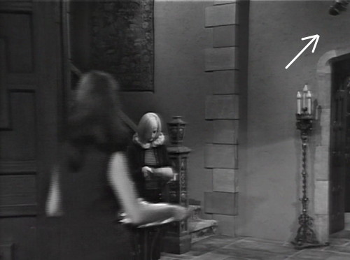 262 dark shadows boom mic