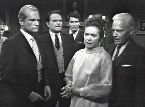 271 dark shadows judge