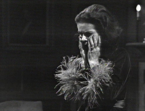 271 dark shadows liz feathers uh oh