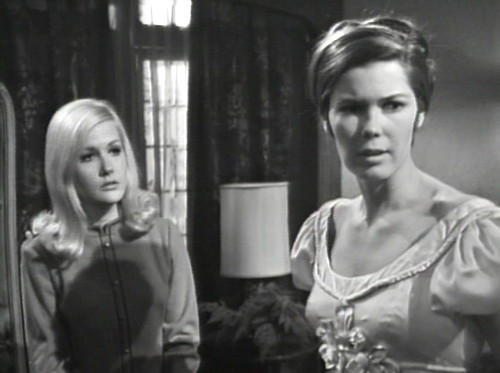 279 dark shadows vicki chill