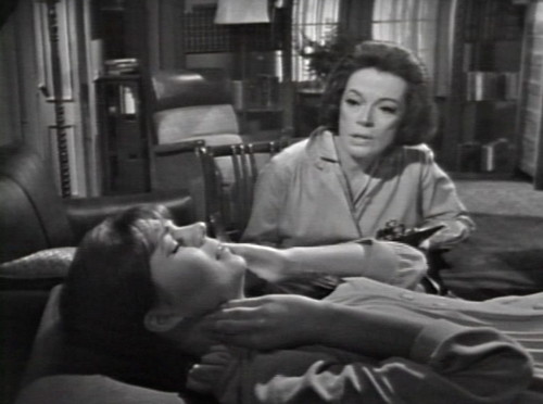 282 dark shadows julia maggie violin