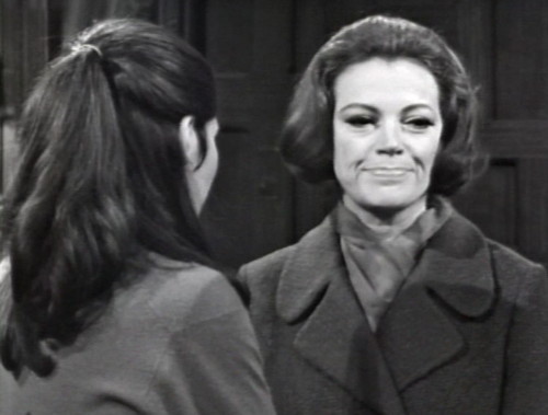 287 dark shadows julia don't know