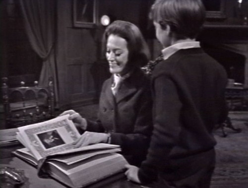 288 dark shadows julia david