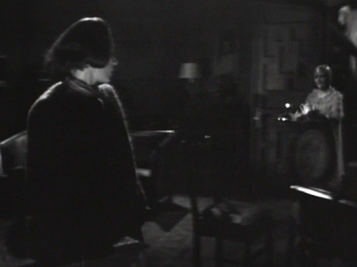 289 dark shadows carolyn tray