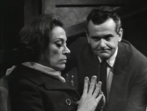 290 dark shadows julia fingers