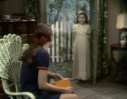 297 dark shadows sarah visits