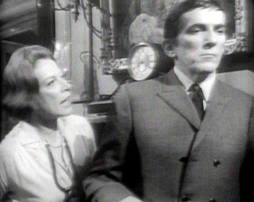 300 dark shadows julia barnabas fight