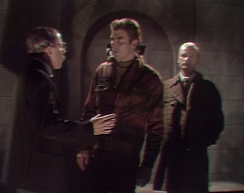 313 dark shadows caretaker joe roger