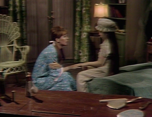 321 dark shadows maggie sarah rules