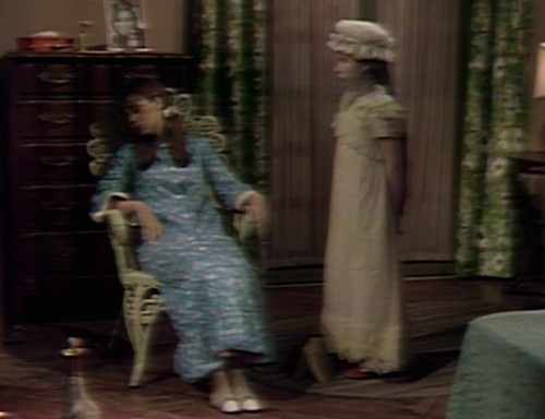 321 dark shadows maggie sarah sleep