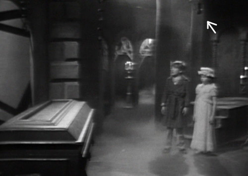 325 dark shadows dream mic