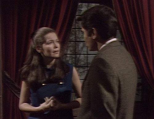 327 dark shadows vicki burke beats me