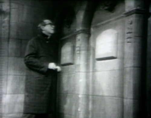 335 dark shadows woodard mausoleum