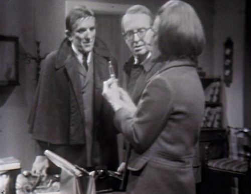 341 dark shadows julia hypodermic