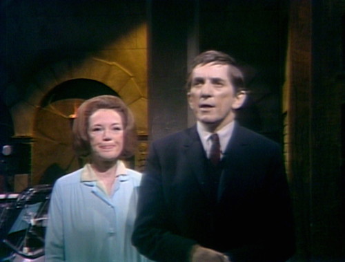 343 dark shadows julia barnabas change