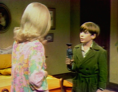 348 dark shadows carolyn david soldier