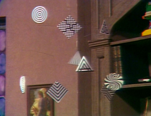 348 dark shadows op art