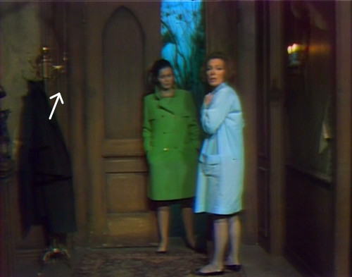 349 dark shadows boom shadow