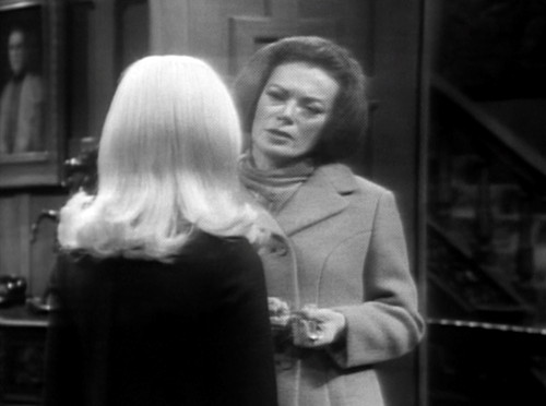 352 dark shadows carolyn julia sorry meow