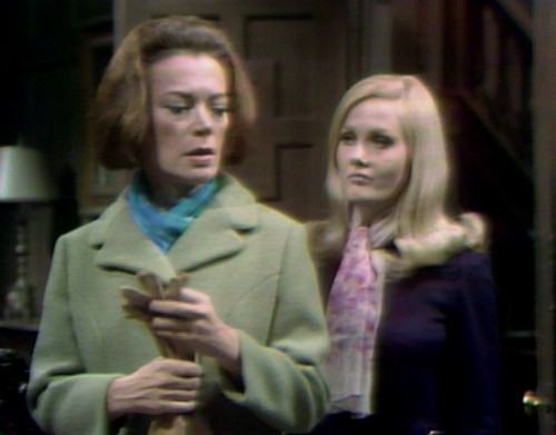 353 dark shadows julia carolyn detention