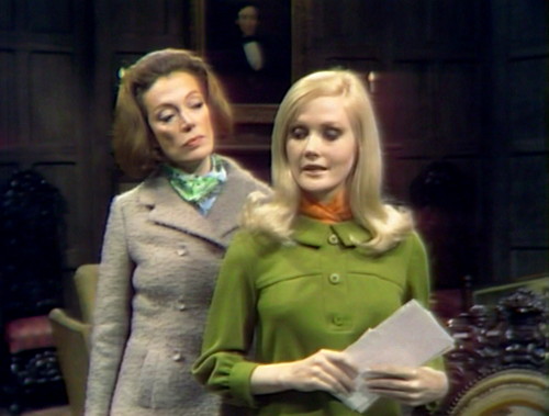 354 dark shadows julia carolyn circles