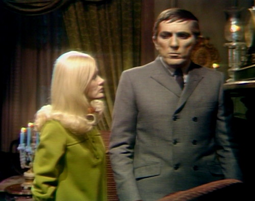 356 dark shadows carolyn barnabas plot