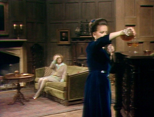 356 dark shadows julia liz sherry