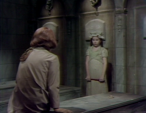 360 dark shadows julia sarah angry