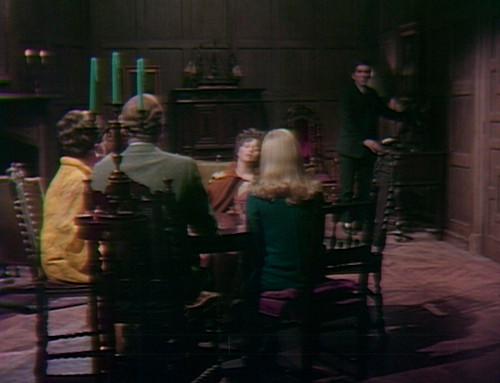 365 dark shadows phyllis seance