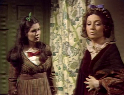 382 dark shadows vicki abigail snooping