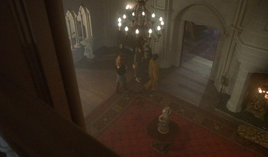 91 dark shadows balcony