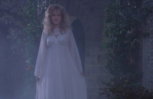 1991 dark shadows vampire daphne