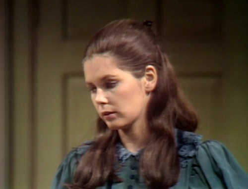 399 dark shadows right vicki