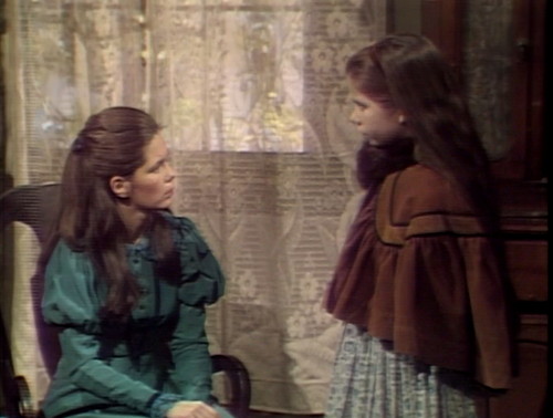 399 dark shadows sit down vicki sarah