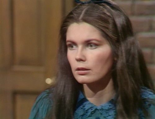 404 dark shadows attention vicki