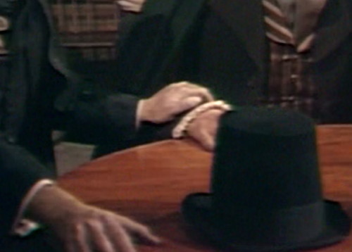 404 dark shadows wrist 2 matigan