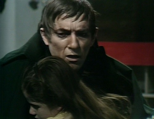 415 dark shadows barnabas sarah