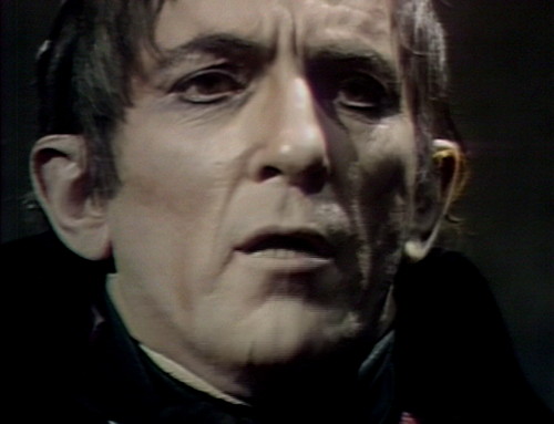 418 dark shadows coffin barnabas