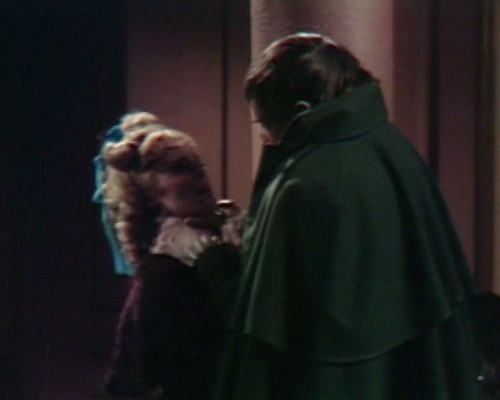 423 dark shadows strangling suki barnabas