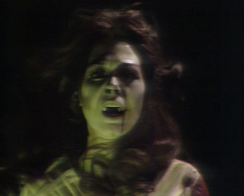 425 dark shadows fangs josette