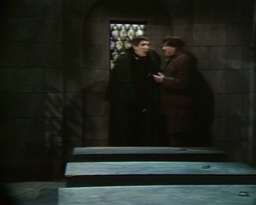 430 dark shadows coffin barnabas ben